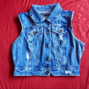 YMI Distressed Jeans Denim Vest Size M/M.